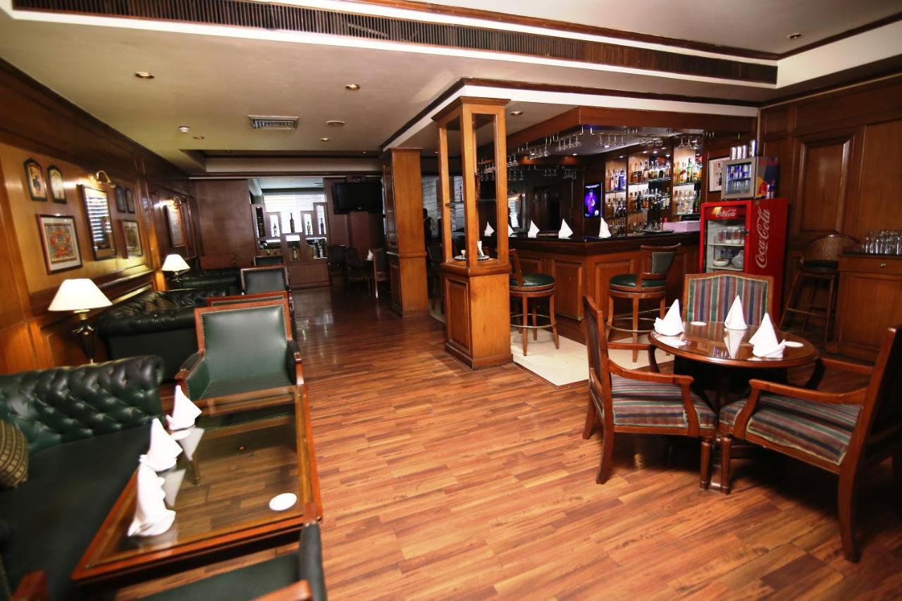 Hotel President Jalandhar Buitenkant foto