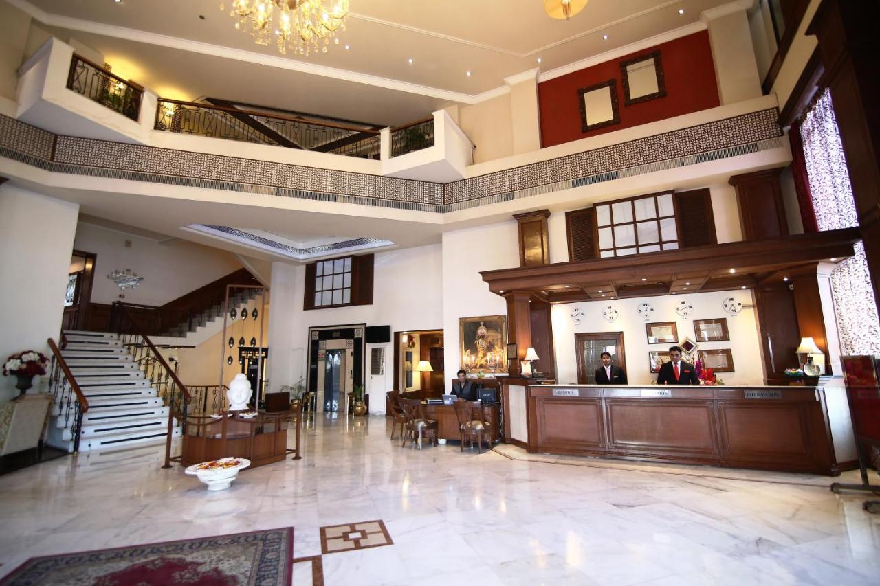 Hotel President Jalandhar Buitenkant foto