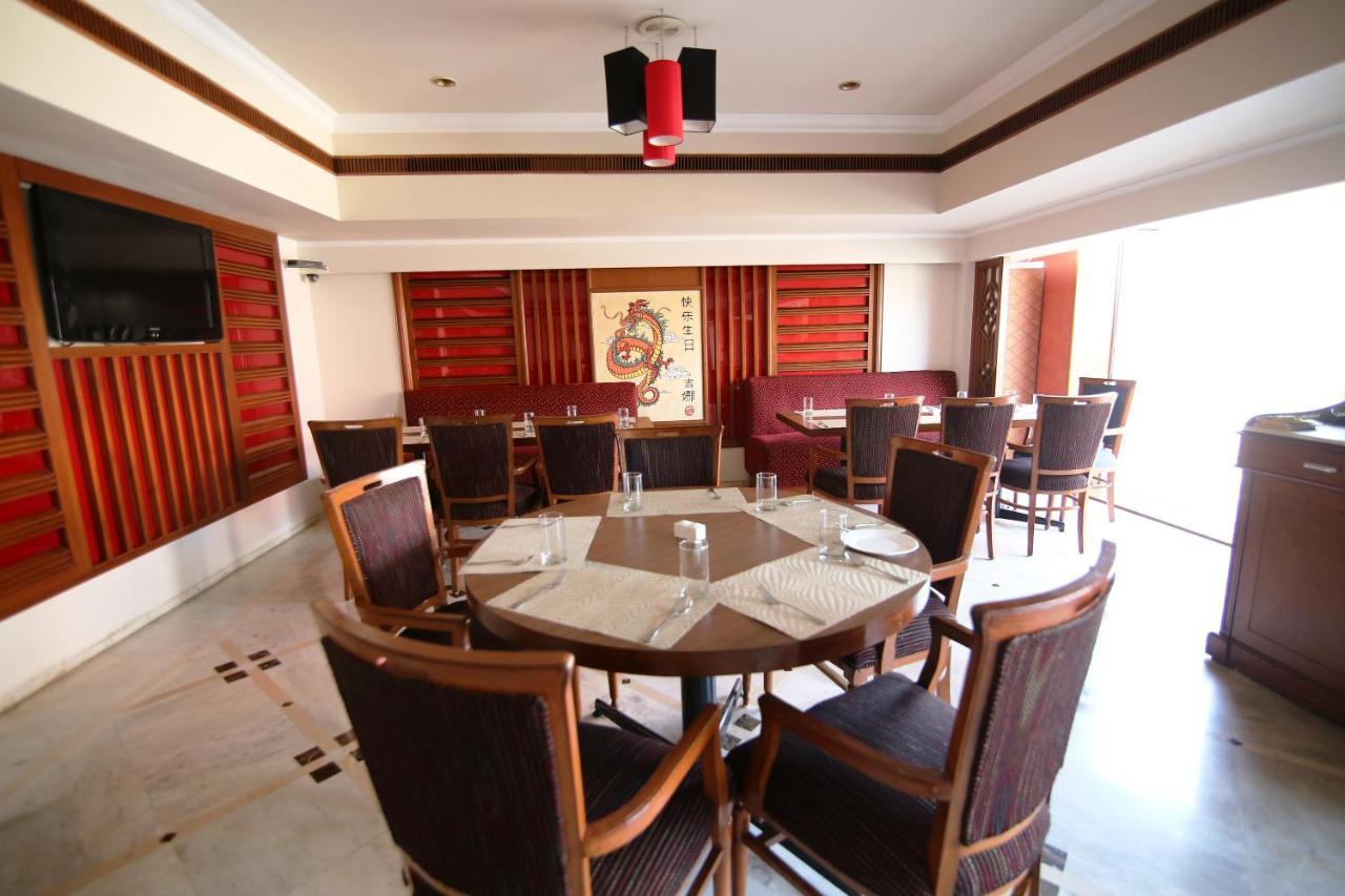 Hotel President Jalandhar Buitenkant foto