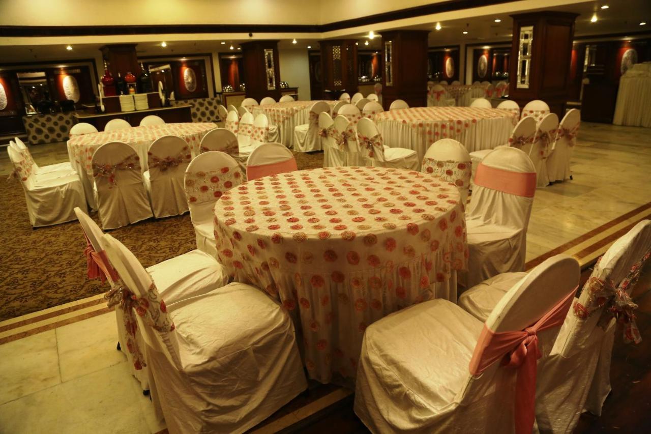 Hotel President Jalandhar Buitenkant foto