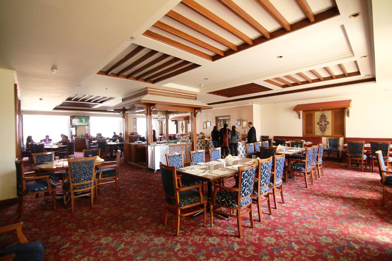 Hotel President Jalandhar Buitenkant foto