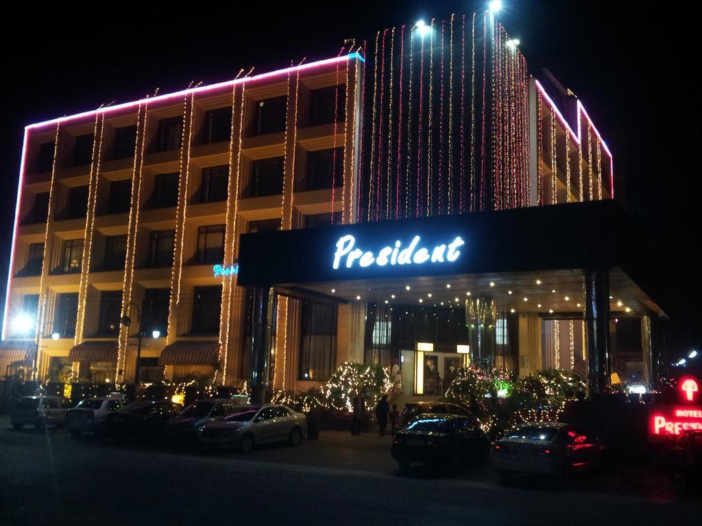 Hotel President Jalandhar Buitenkant foto
