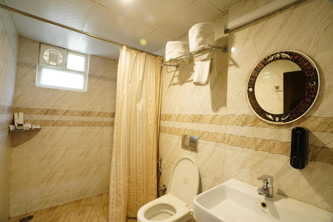 Hotel President Jalandhar Buitenkant foto